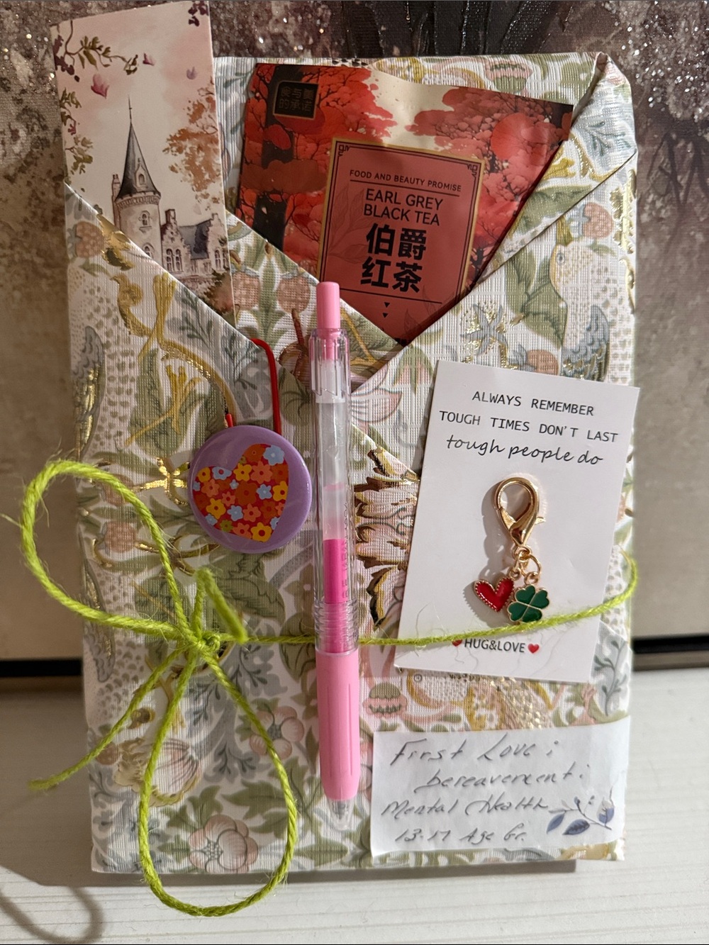 Blind date with a book. First love; bereavement, mental health. 13-17 yrs